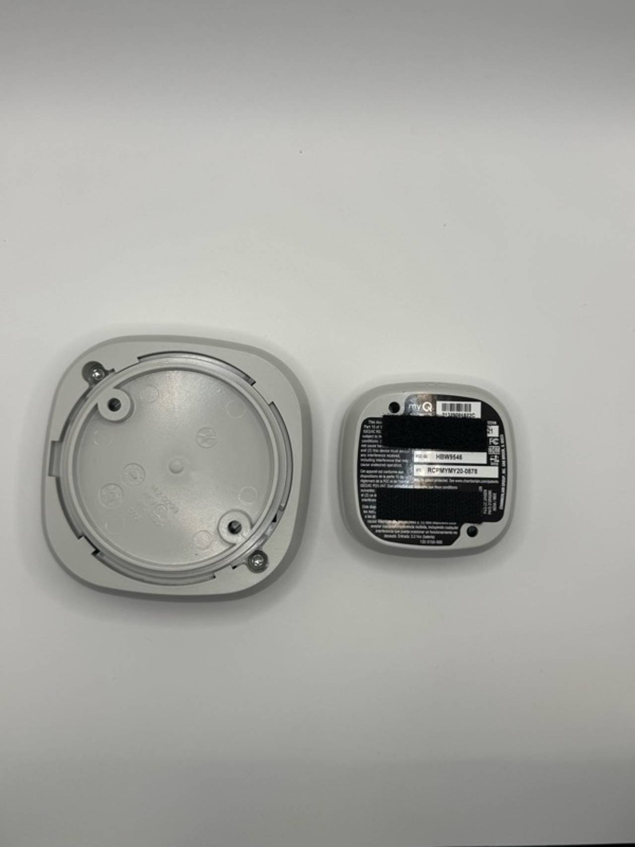 Chamberlain myQ Smart Garage Control Wireless Hub and Sensor White