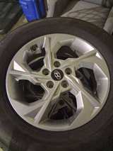 Hyundai Santa Fe 17" OEM Wheels & Michelin X-Ice Snow Tires - Image 2