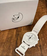 Omega x Swatch MoonSwatch White Moon - Image 7