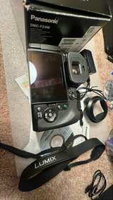 Panasonic Lumix DMC-FZ300 Digital Camera - Image 4