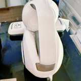 IRIS USA Handheld Mattress Vacuum Cleaner - Image 2