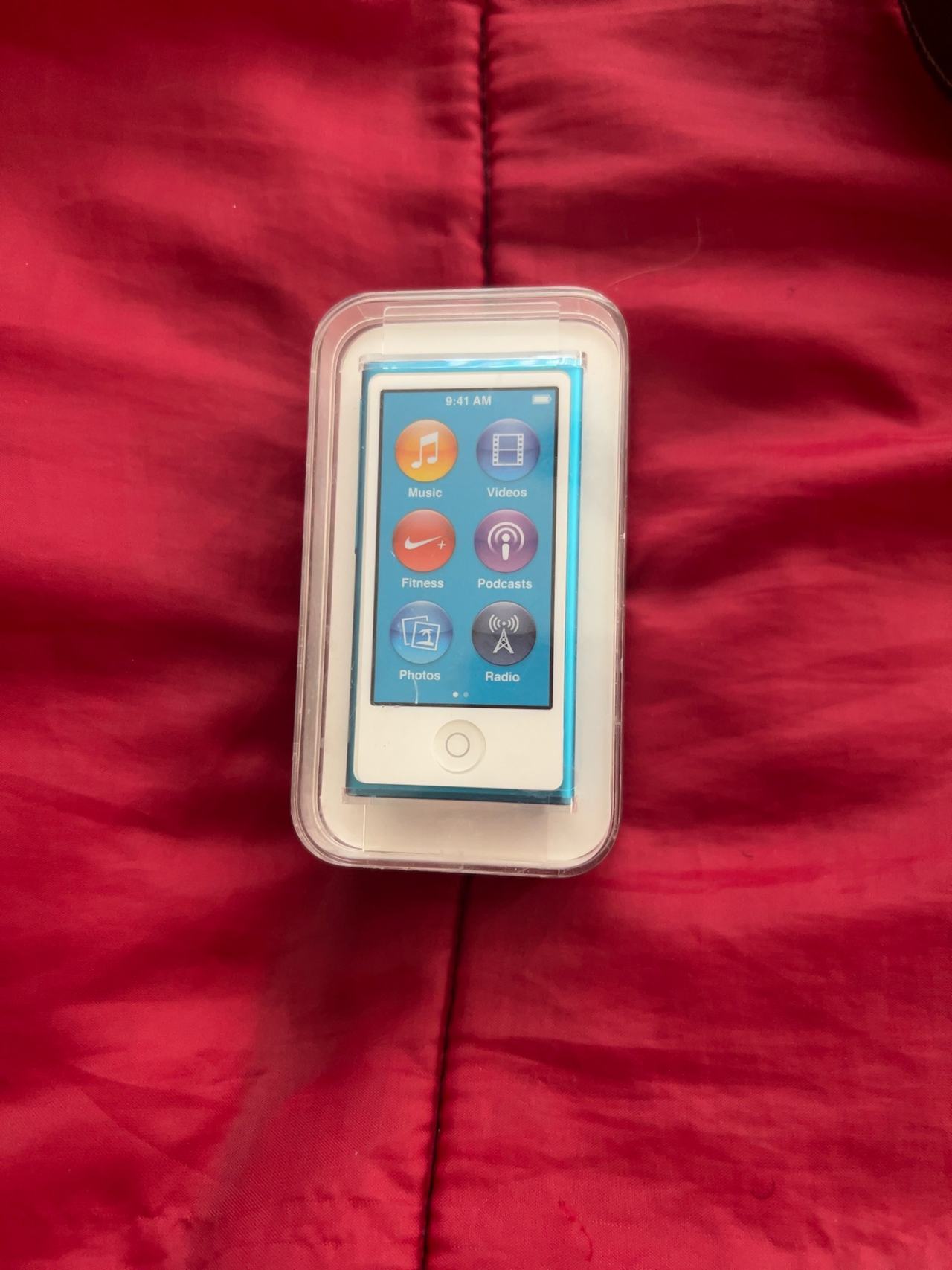 Apple iPod Nano 7th Generation 16GB