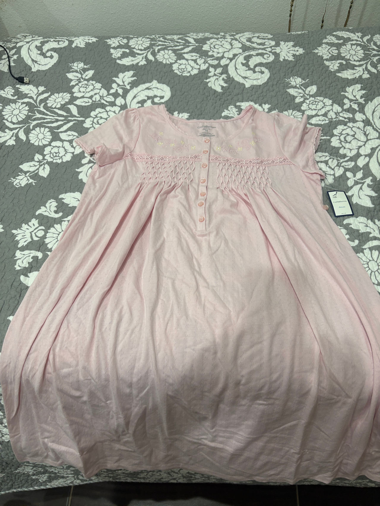 Women's Pink Nightgown