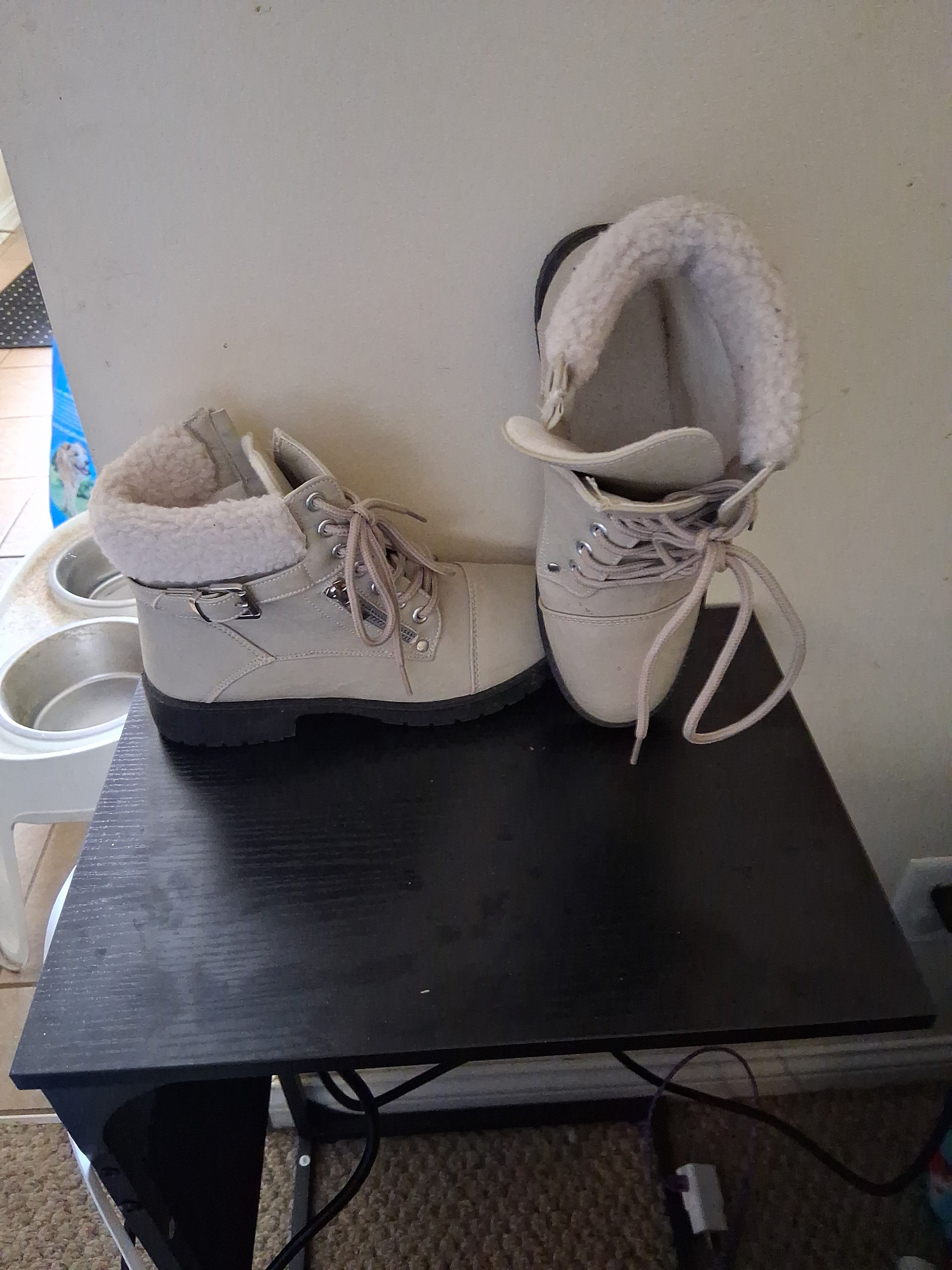 Women's Faux Fur Lined Lace-Up Combat Boots