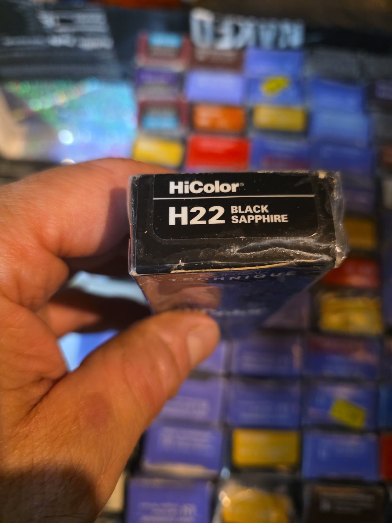 L'Oreal Excellence HiColor Permanent Hair Color H22 Black Sapphire