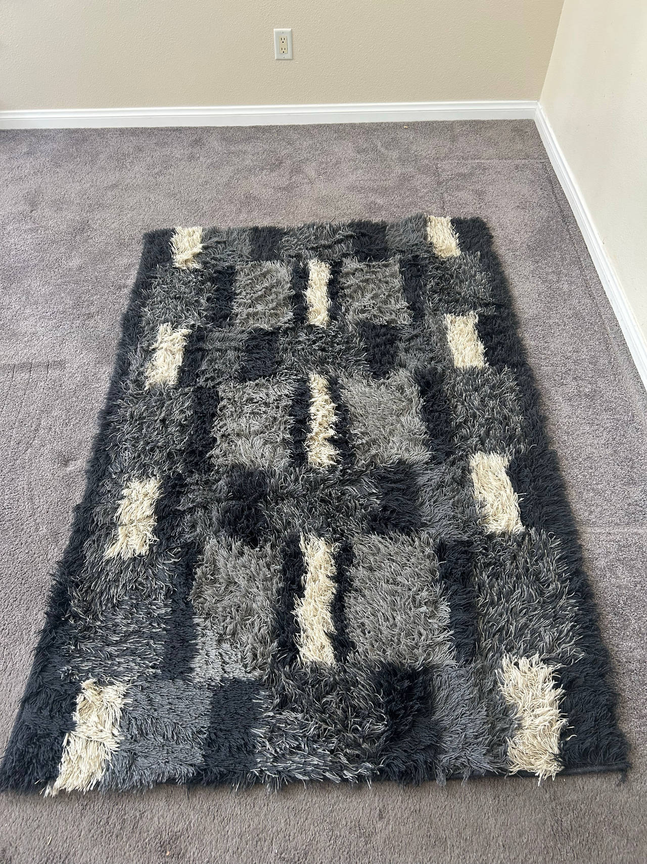 Shag Area Rug