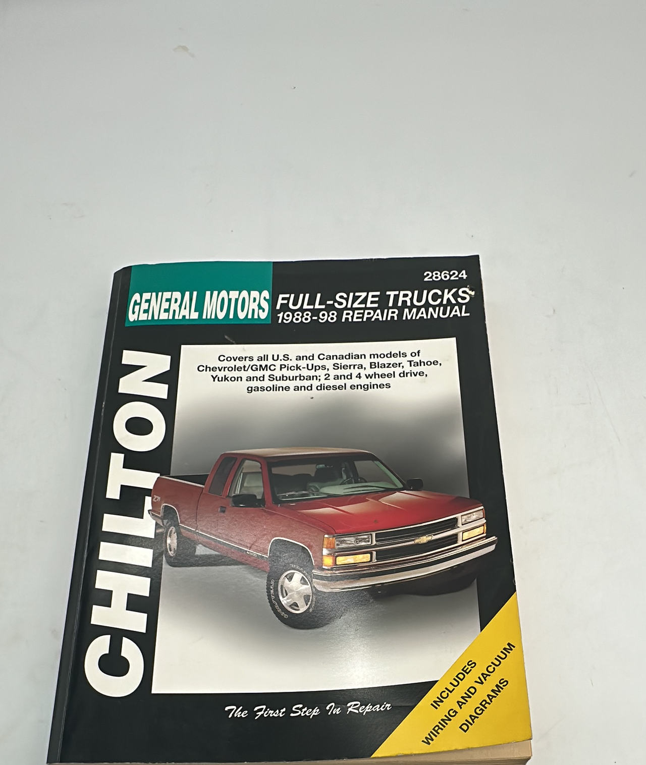 Chilton General Motors Full-Size Trucks 1988-98 Repair Manual 28624