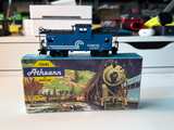 Athearn HO Scale Conrail Bay Window Caboose 22140 - Image 1