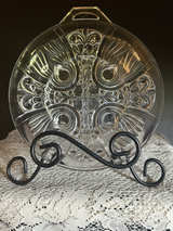1930S INDIANA DIVIDED KILLARNEY DESIGN DISH FOOTED W/ HANDLE - Image 1