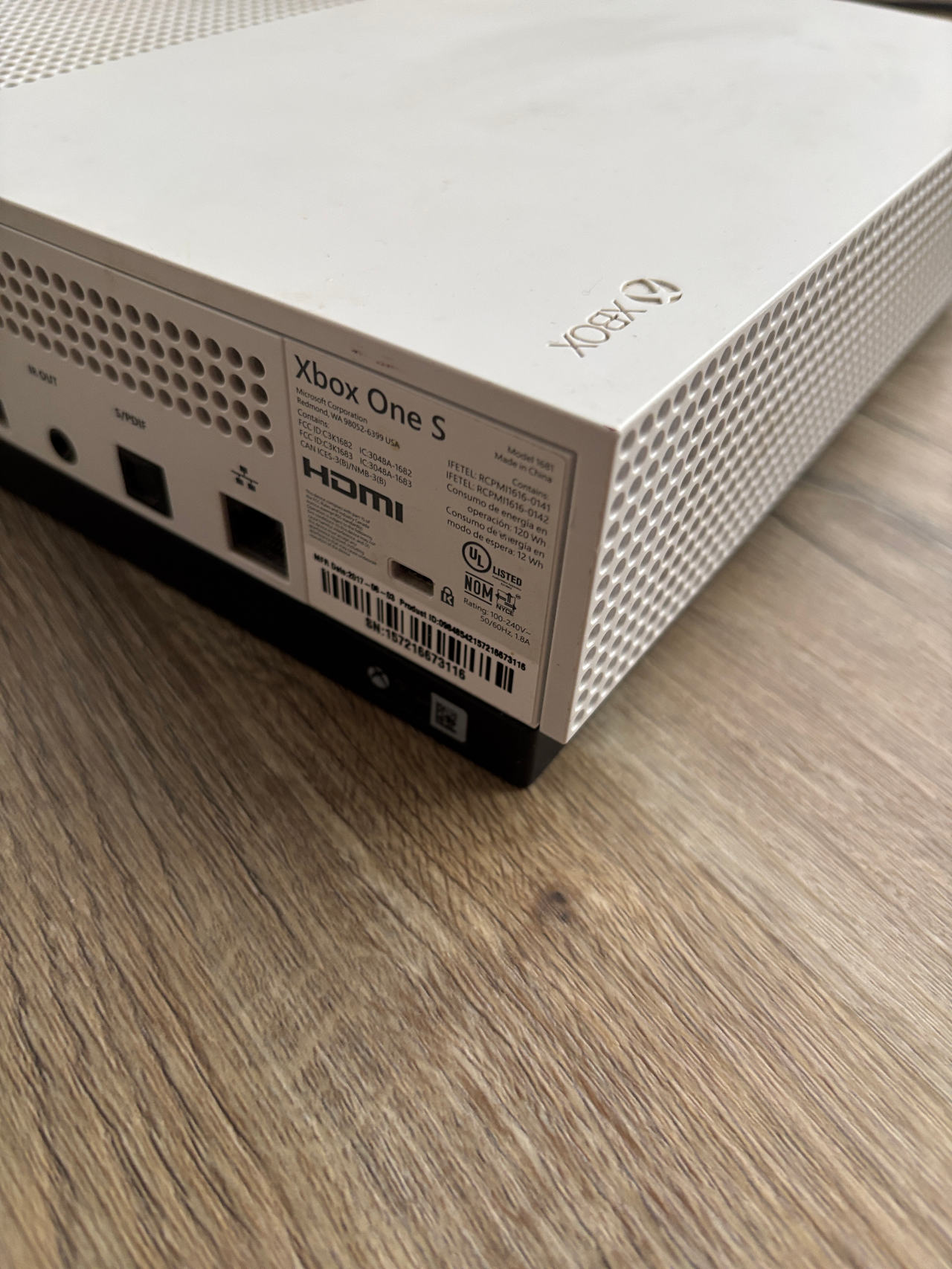 Xbox One S