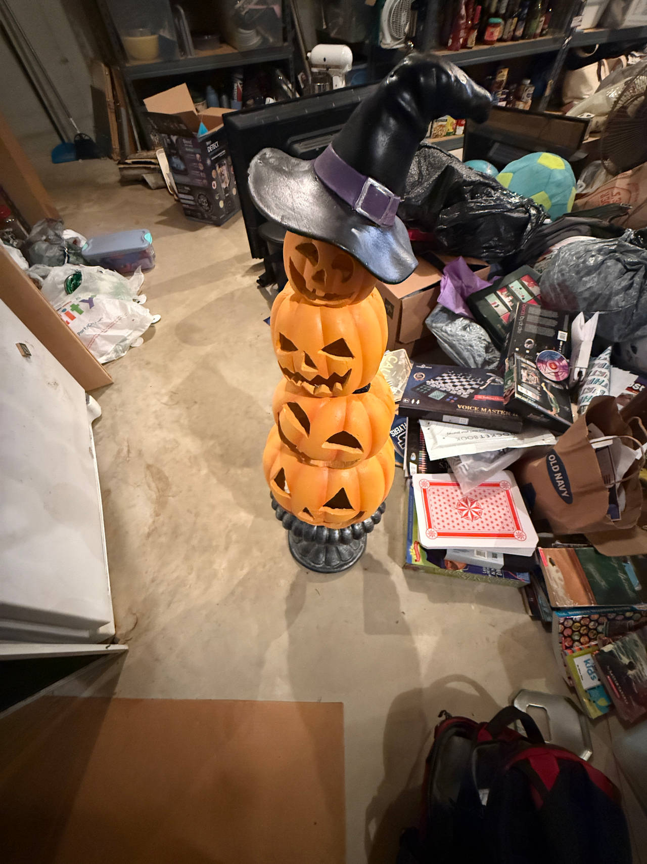 Home Accents Holiday 4-ft. Stacked Pumpkins with Witch Hat Blow Mold