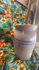 Marshall Pottery 2 Gallon Butter Churn - Image 8