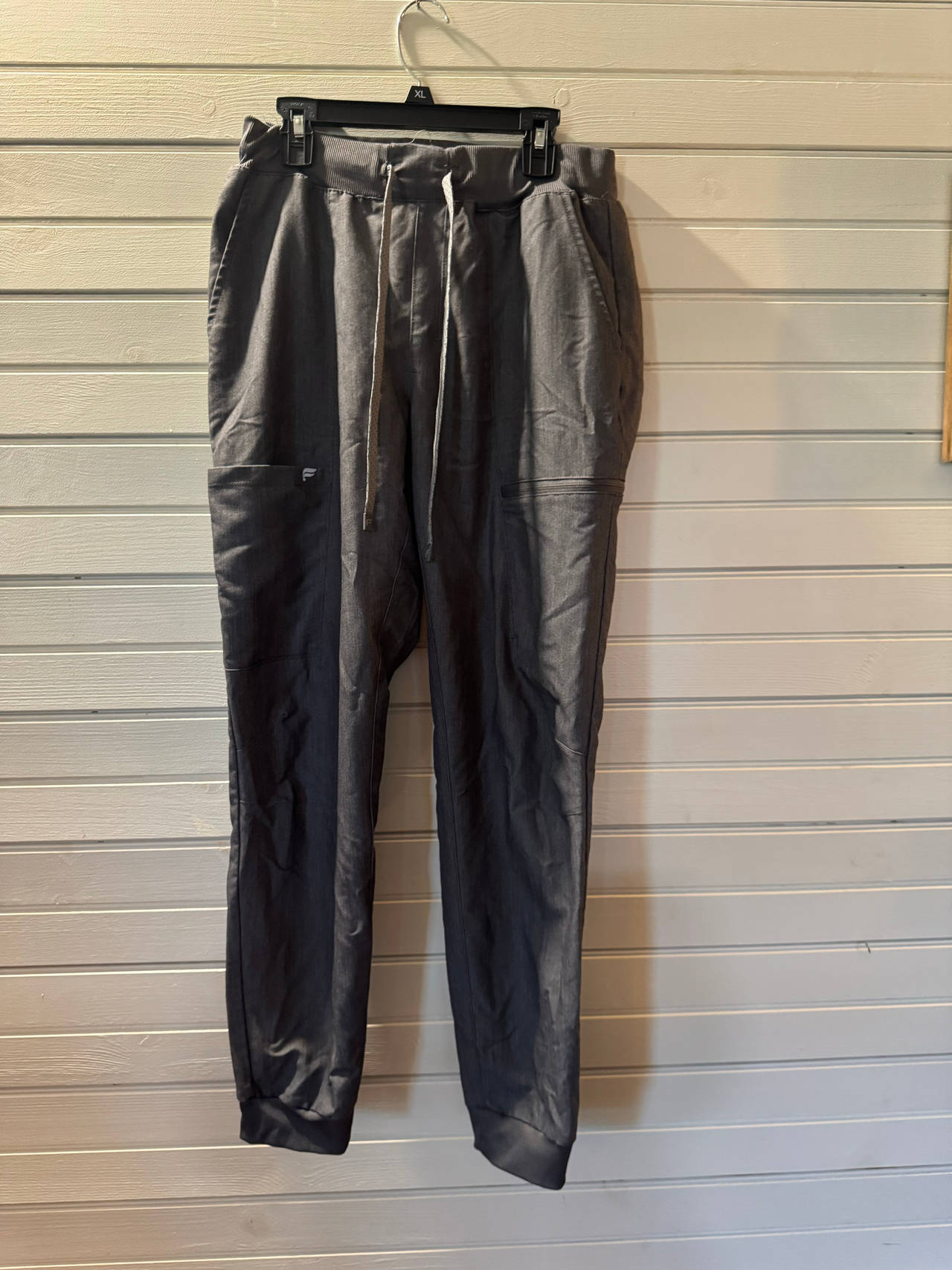 Fabletics scrub bottoms size small