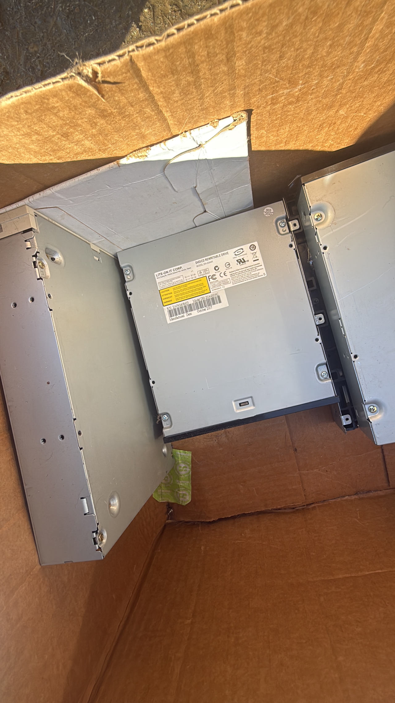 Lite-On iHAS124-04 Internal DVD Writer