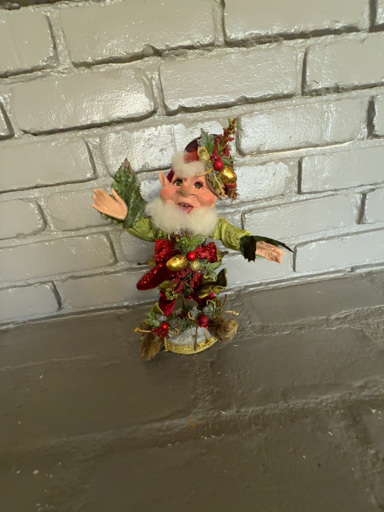 Mark Roberts Sweet Nothings Elf Small 12-inch