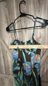 LC Lauren Conrad Floral Bustier Midi Dress size 6 - Image 4