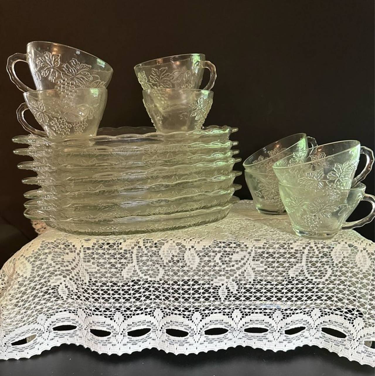 Indiana Glass Harvest Grape Snack Set