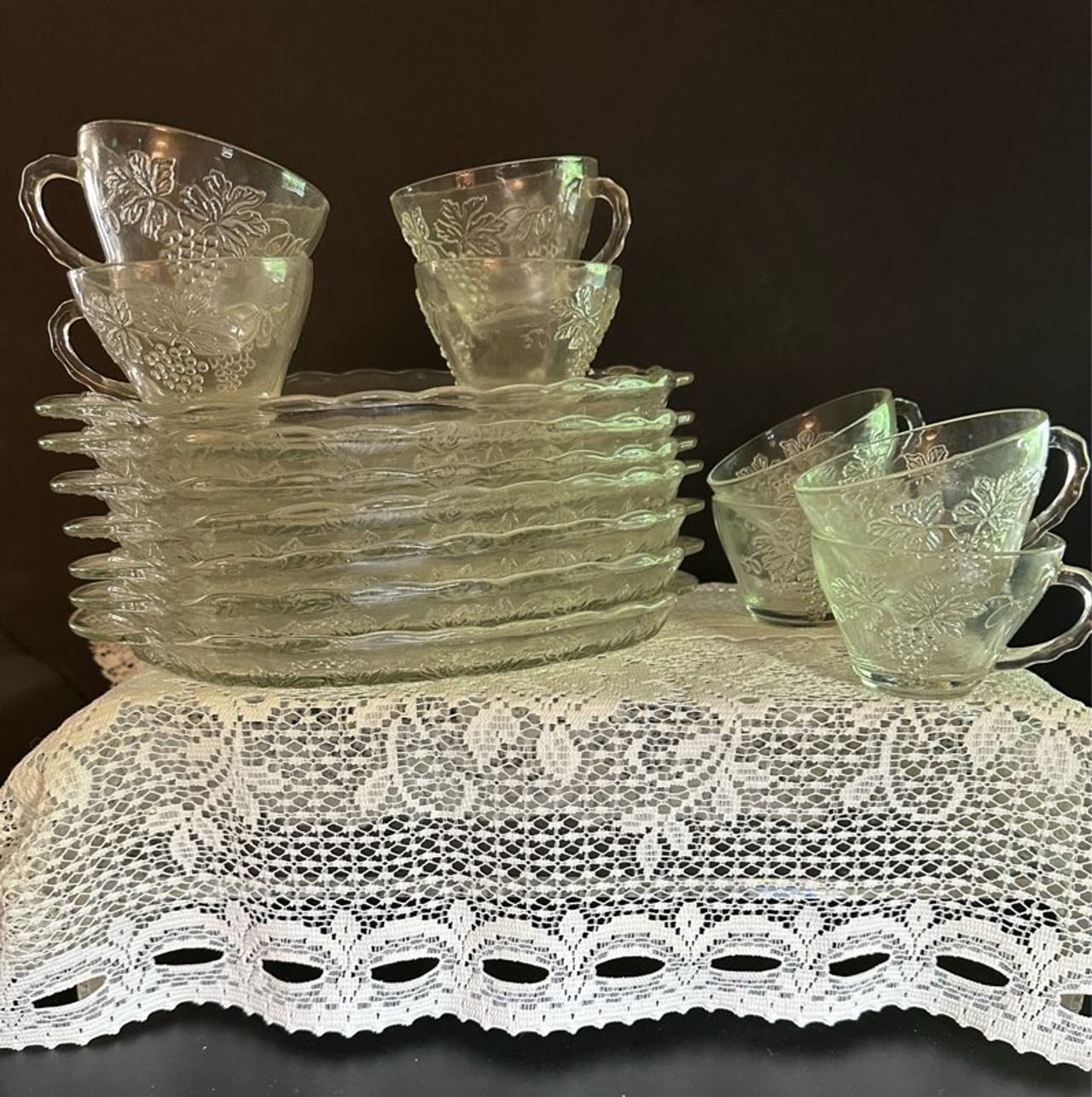 Indiana Glass Harvest Grape Snack Set