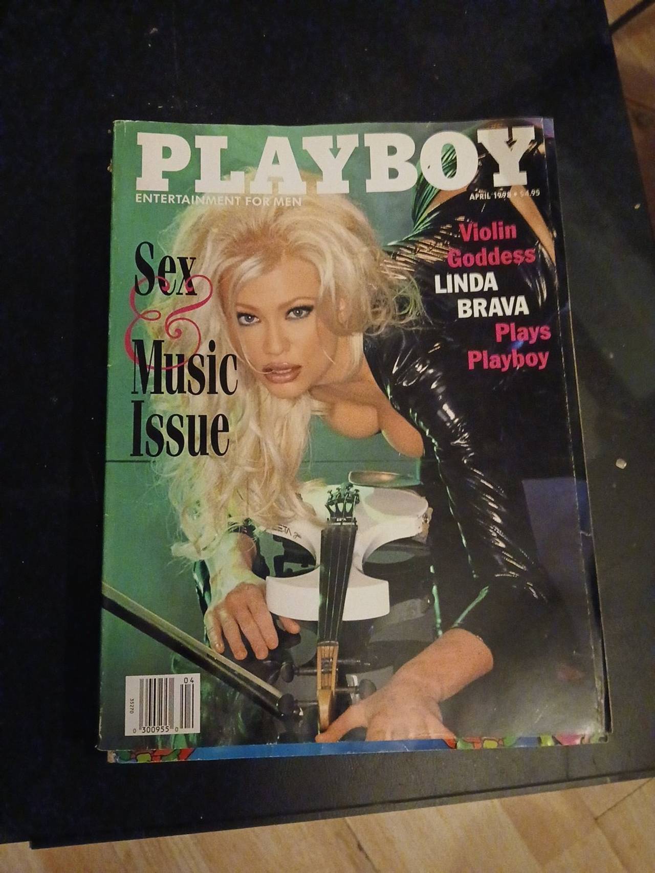 Playboy Magazine April 1998 Linda Brava Cover