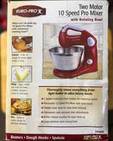 Euro-Pro Two Motor 10 Speed Pro Mixer with Rotating Bowl - Image 2