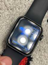 Apple Watch series SE first gen 40 mm - Image 3