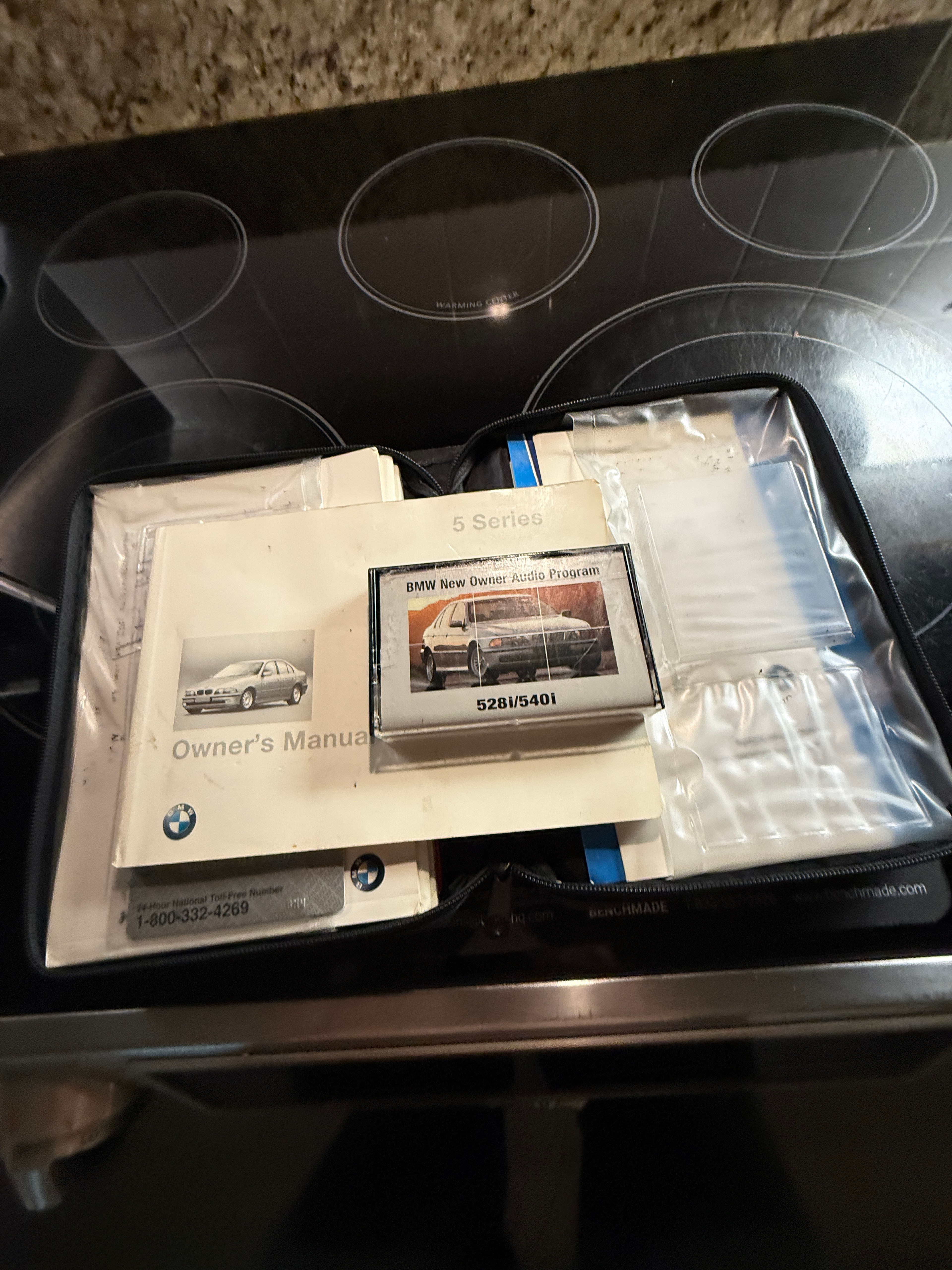 1997-2003 BMW 5 Series E39 Owner's Manual Portfolio