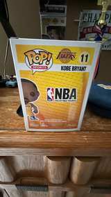 Funko Pop! Sports NBA Kobe Bryant #11 - Image 5