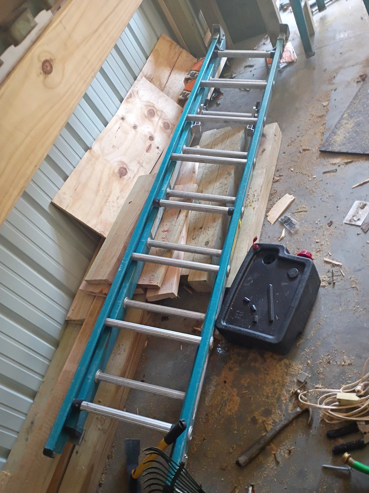 Werner Fiberglass Extension Ladder