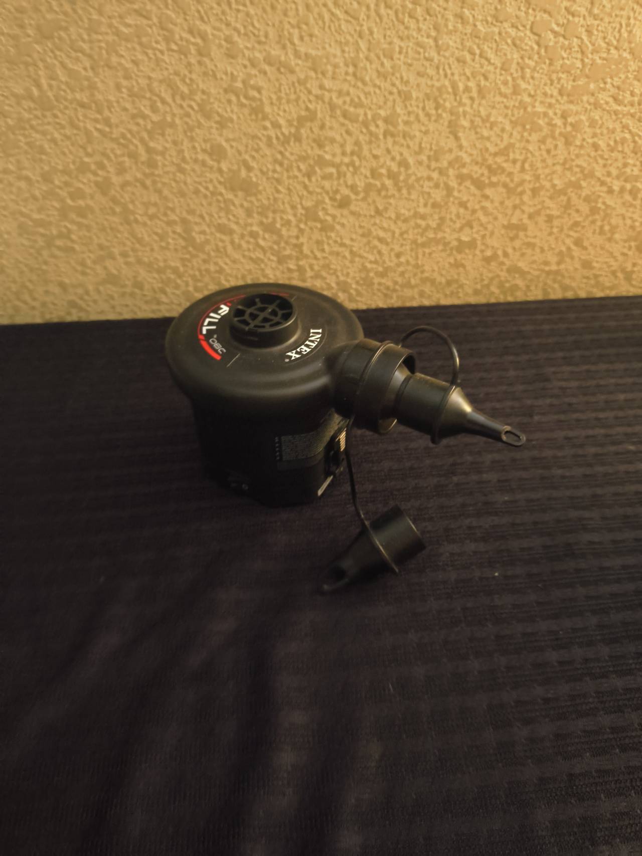 Intex Quick-Fill Battery Air Pump