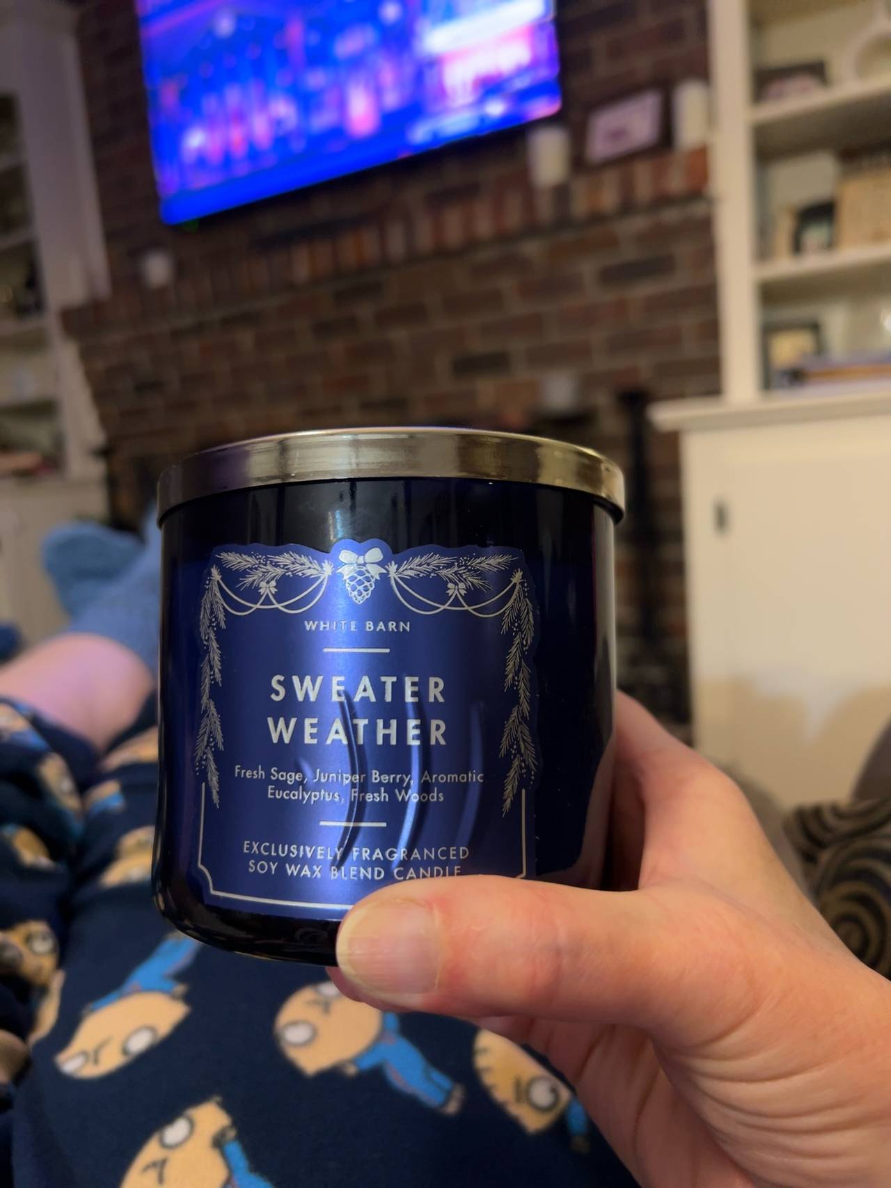Bath & Body Works Sweater Weather 3-Wick Candle – White Barn