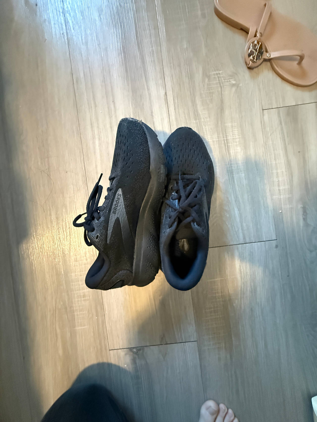 Brooks Ghost 14 Black size 7.5