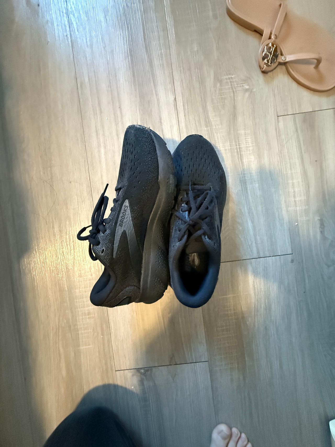 Brooks Ghost 14 Black size 7.5