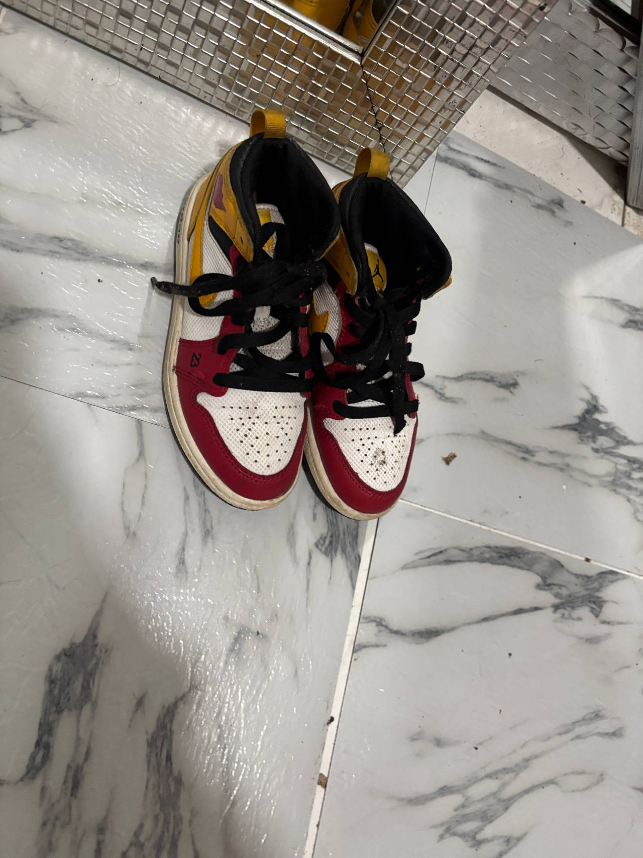 Air Jordan 1 Mid SE 'Union Black Toe'