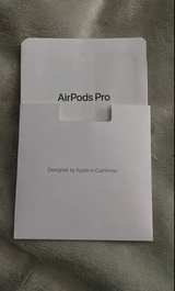 Apple AirPods Pro (2nd Generation) with MagSafe Charging Case (USB-C) - Image 6