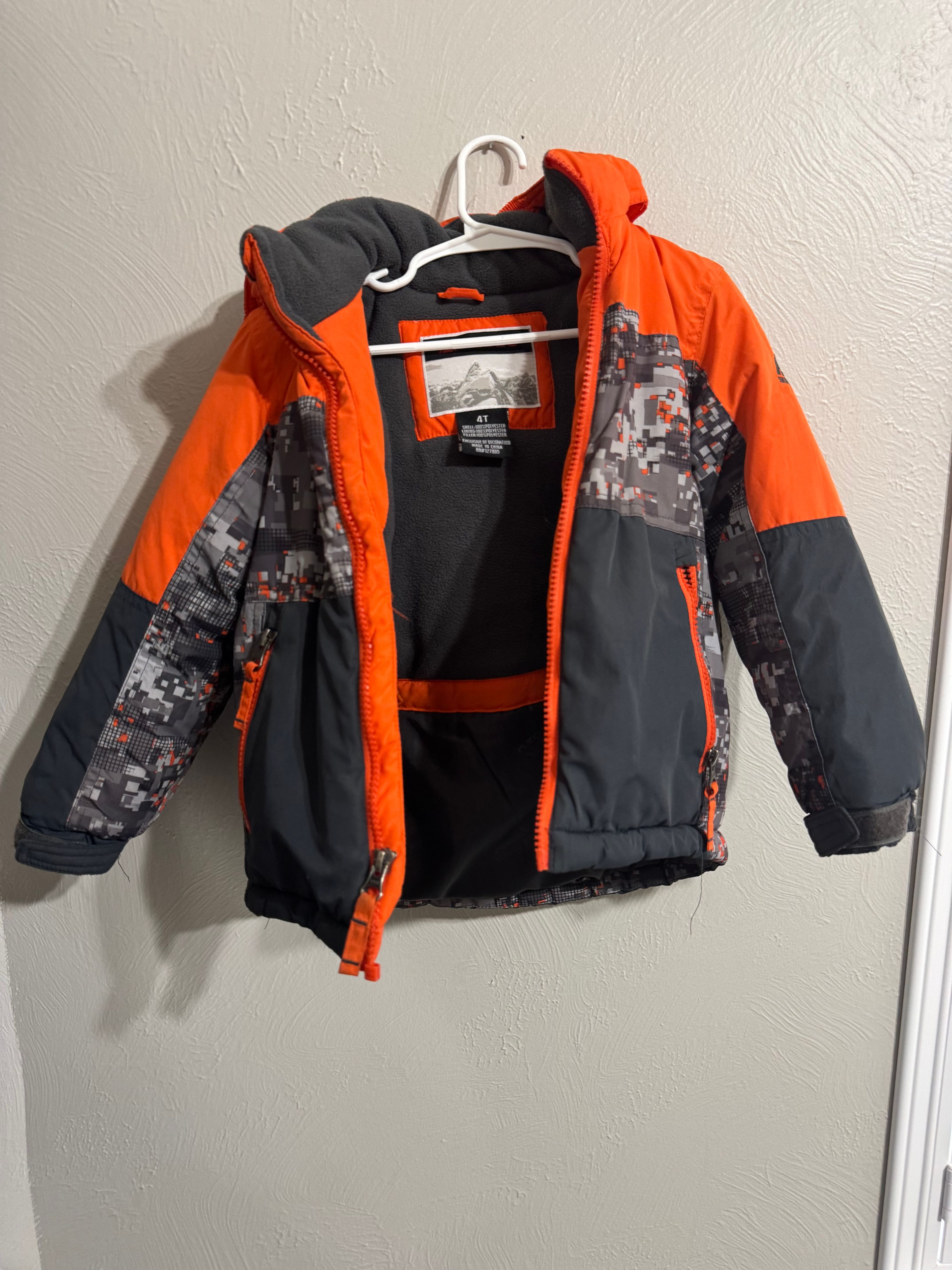 Snozu Boys 2-Piece Snowsuit Jacket and Bib Pants Set 4T - Image 3