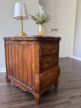 Vintage French Provincial 2-Drawer Nightstand - Image 5
