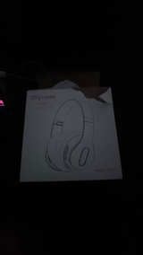 Wireless Headphones - Image 2