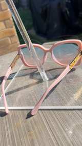 Pink Oversized Square Frame Sunglasses – Blue Gradient Lens, Trendy Chic Look - Image 4