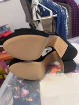 Draper James Paloma Suede Knotted Block Heels NWOT - Image 3