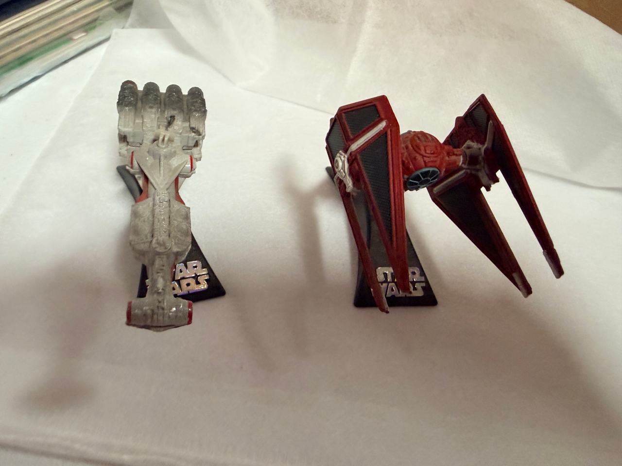 Hasbro Star Wars Titanium Series TIE Interceptor and Tantive IV
