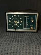 General Electric Vintage Alarm Clock Radio Beige Model 7-4725A works - Image 5