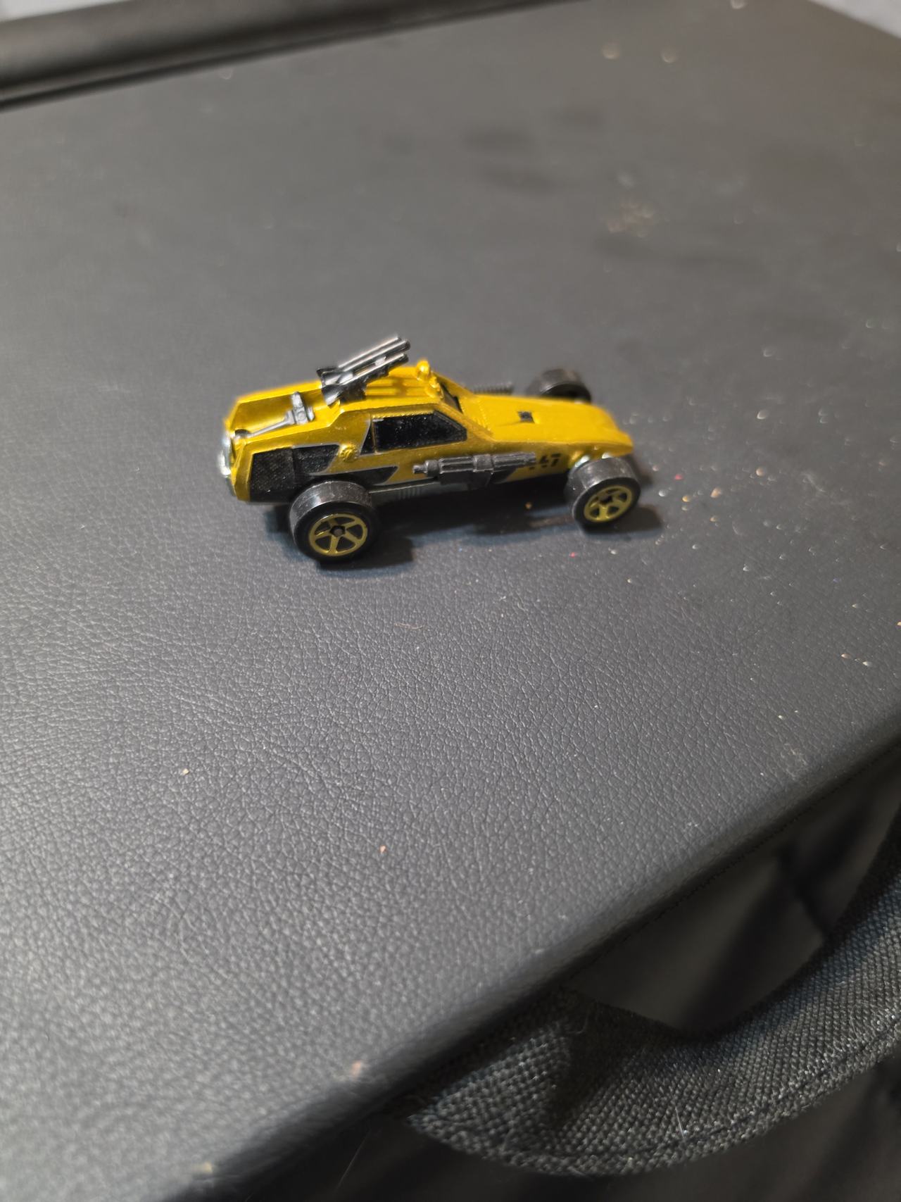 Hot Wheels Battle Force 5 Buster Tank