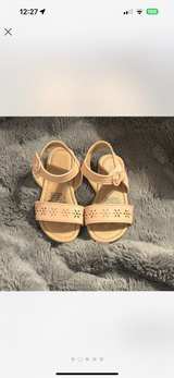 Toddler Girl Sandals size 6 from Old Navy  - Image 2