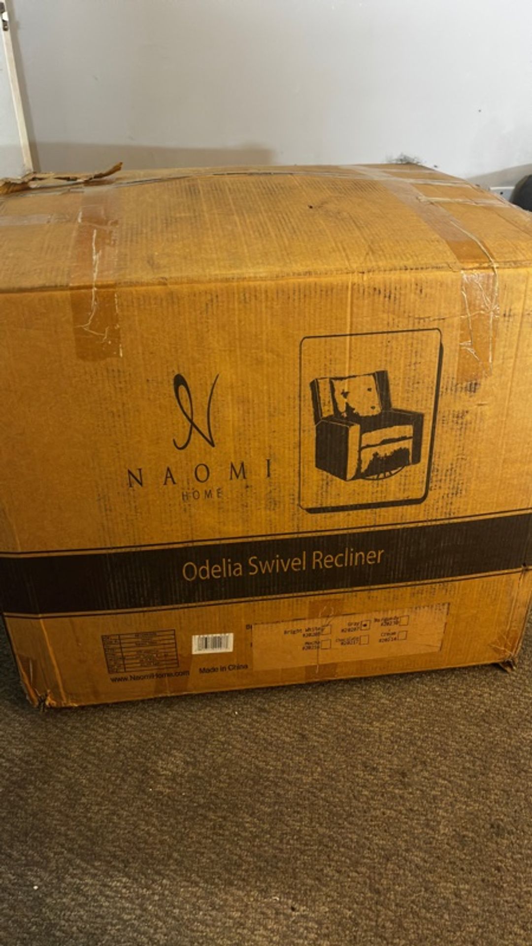 Noami Home Odelia Swivel Recliner