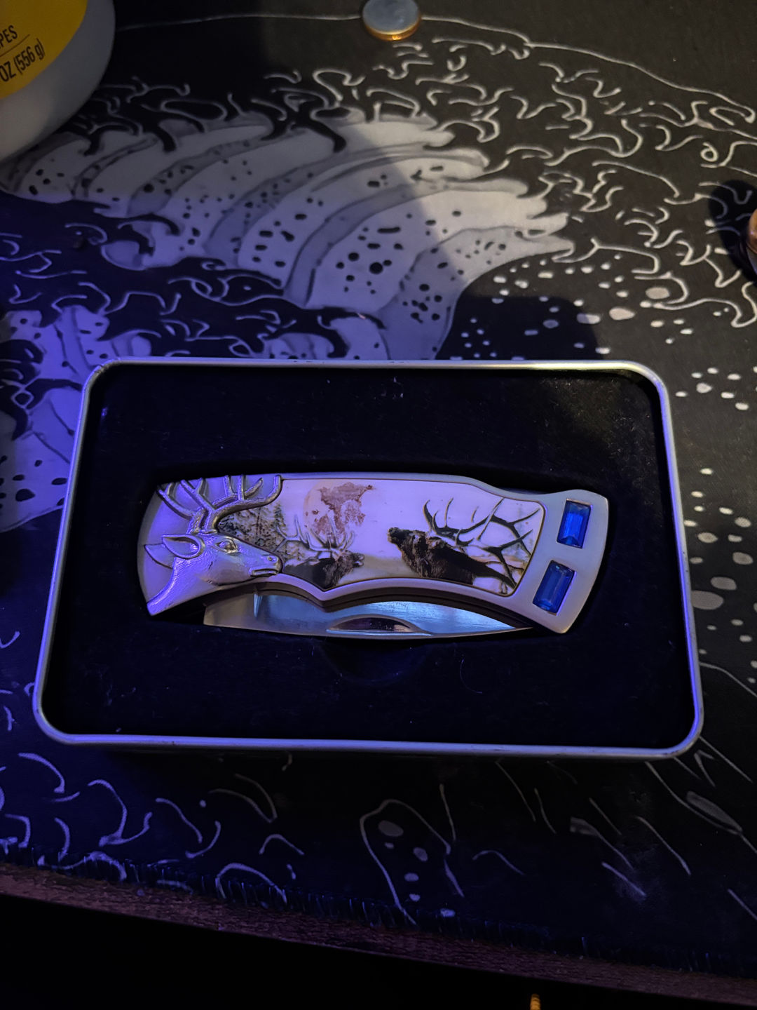 Wildlife Series Deer and Elk Folding Pocket Knife with Display Tin