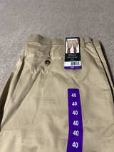 Banana Republic Men's 9" Classic Stretch Chino Short - Image 1