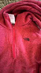 The North Face Women's Crescent Hooded Pullover medium - Image 2
