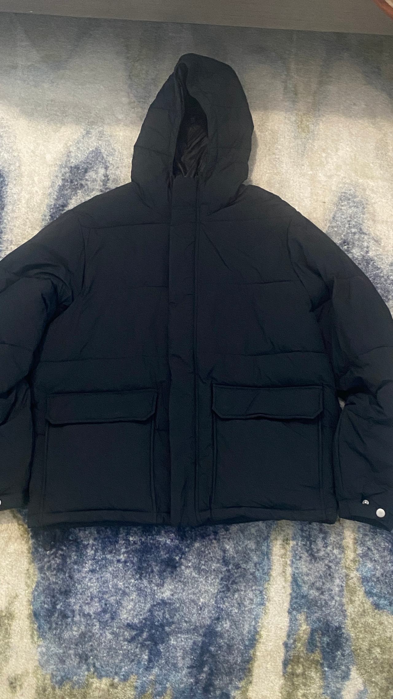 Size medium Puffer Jacket CASH ONLY 