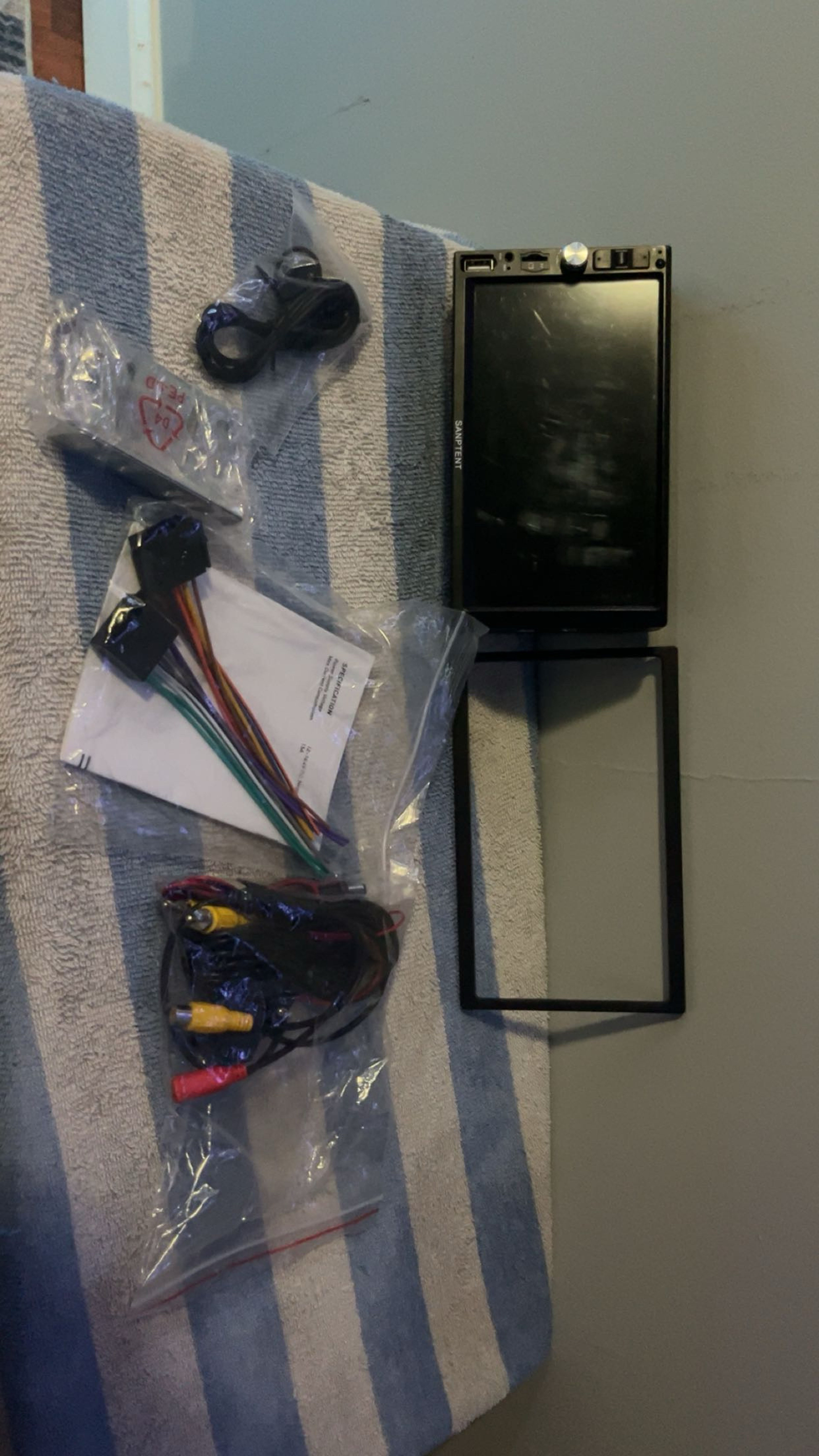 Pioneer Double DIN Car Stereo