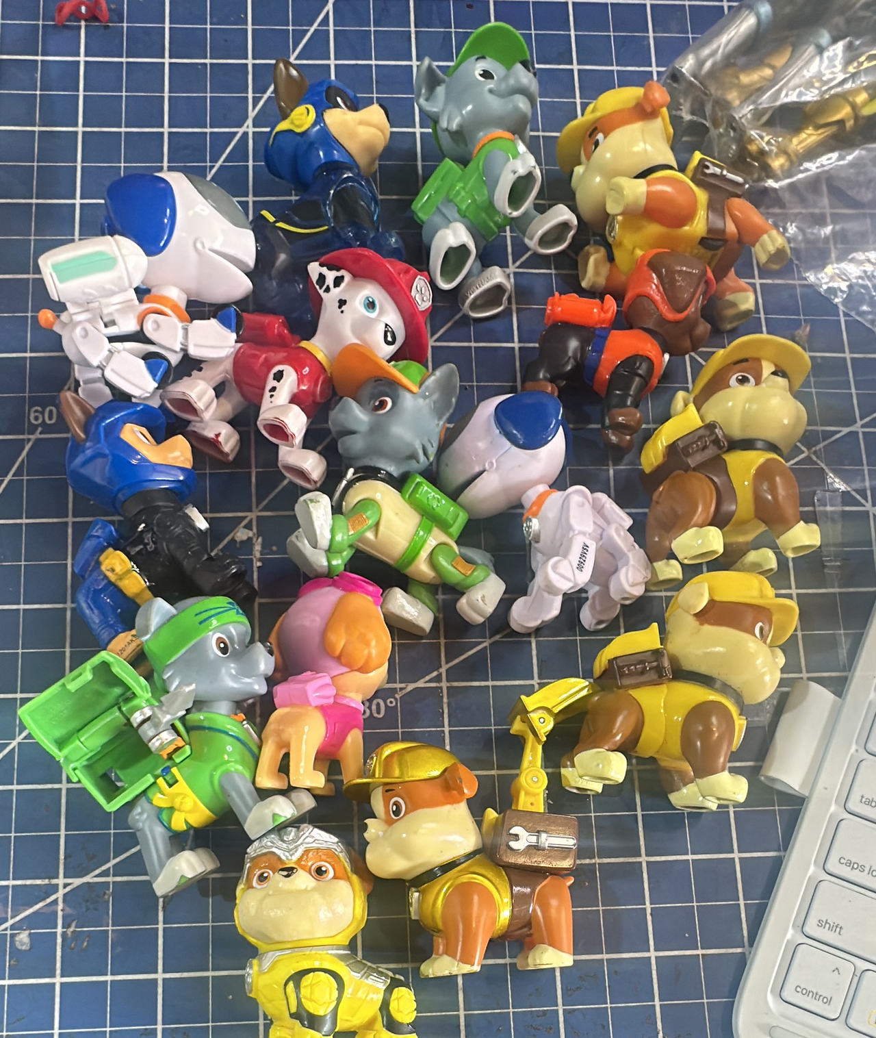Paw Patrol Action Figure Lot 12+ pcs 29447